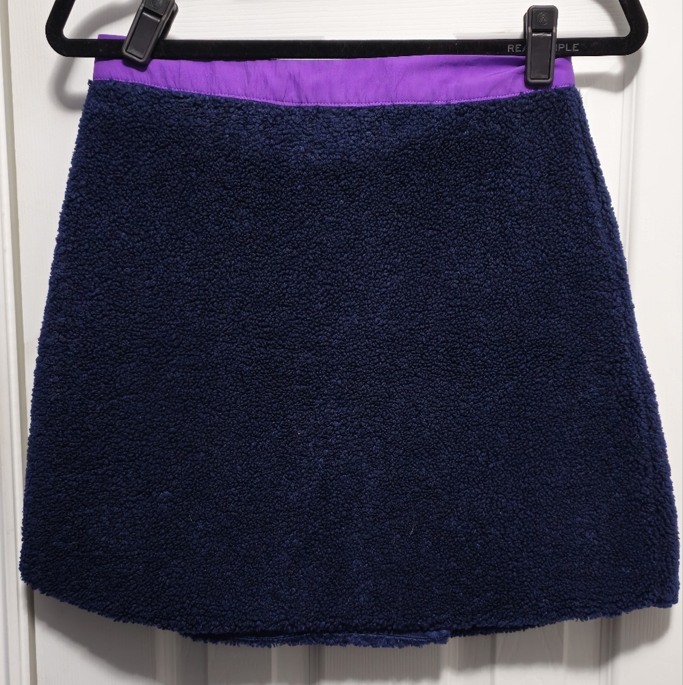 Fluffy adidas skirt - Picture 3 of 6